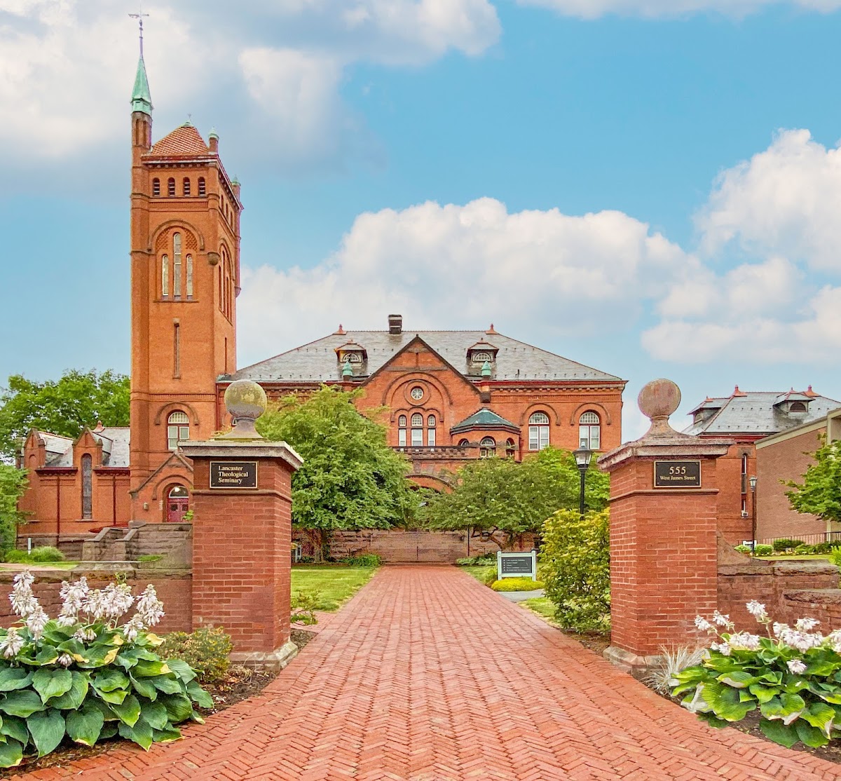 Lancaster Theological Seminary campus