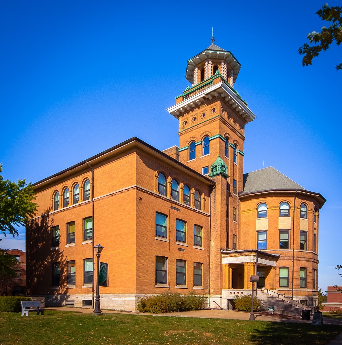 Central Methodist University-College of Graduate and Extended Studies campus