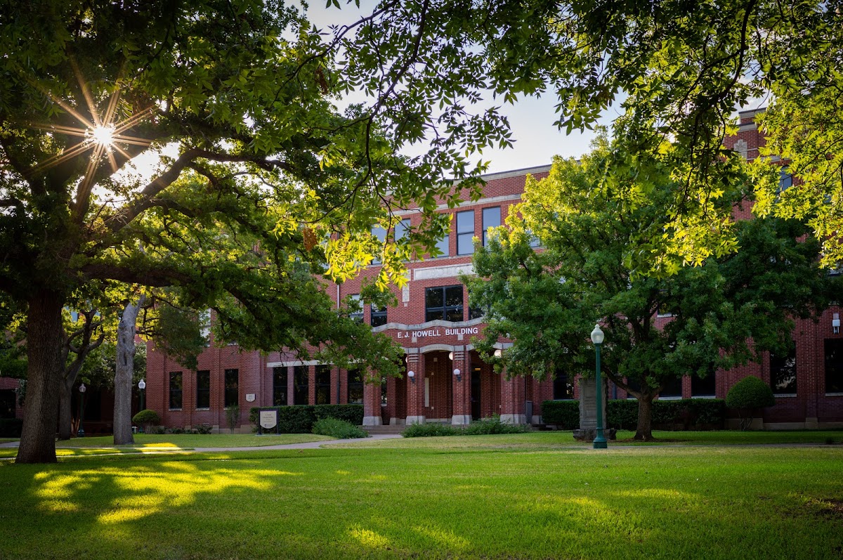 Tarleton State University campus photo 1